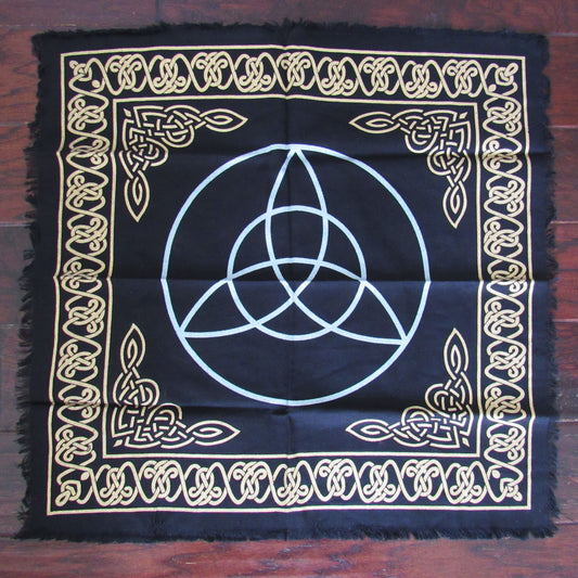 Triquetra Altar Cloth (24 Inches)