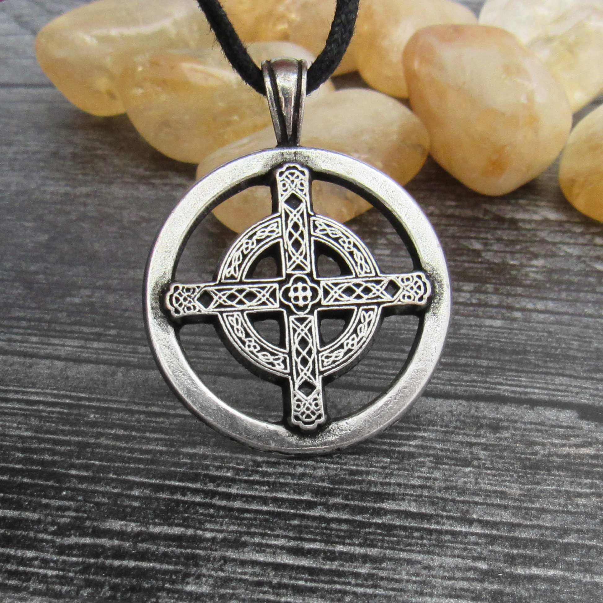 Celtic Harmony Union Amulet