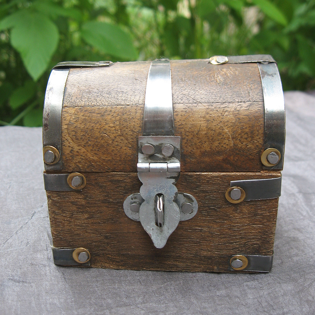 Mini Pirate Treasure Chest