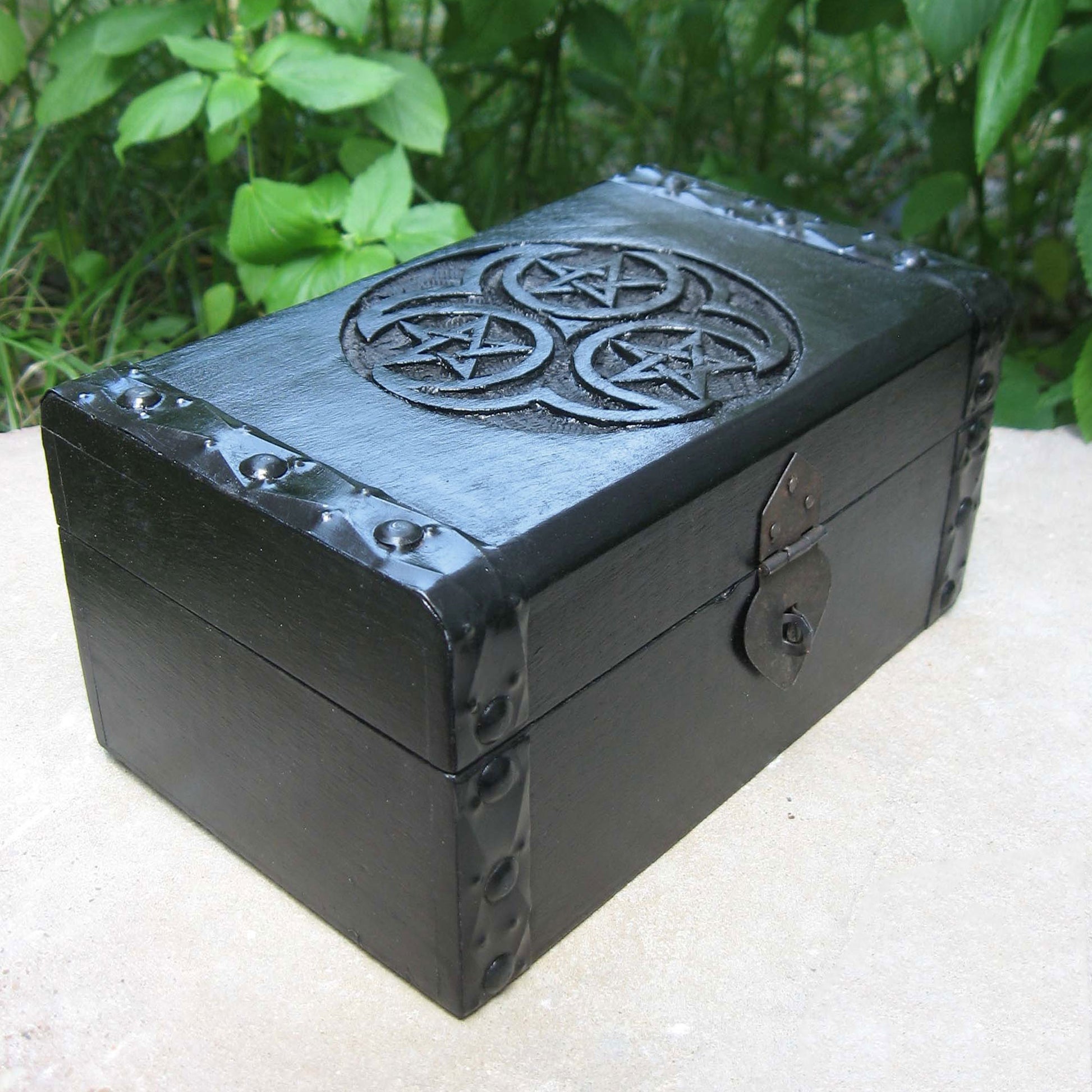 Hecate Pentagram Chest