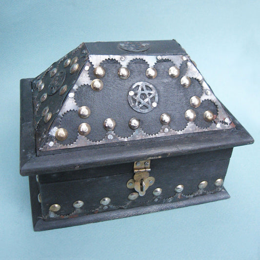 Salem Pentagram Chest