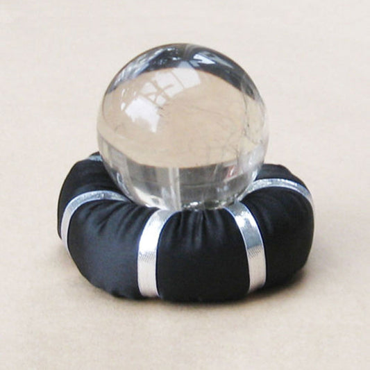 Crystal Ball Cushion Stand (Black)