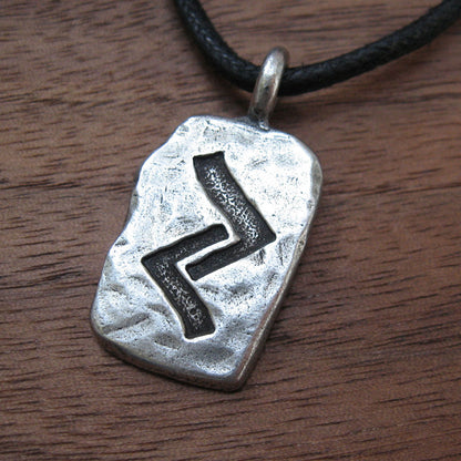 Khor (Harvest) Rune Pendant