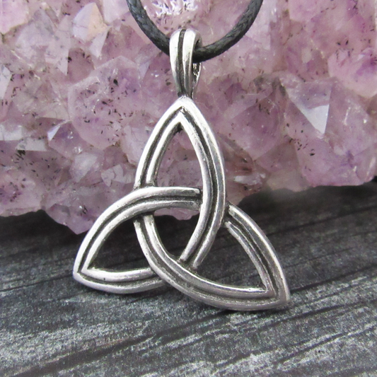 Triquetra Amulet