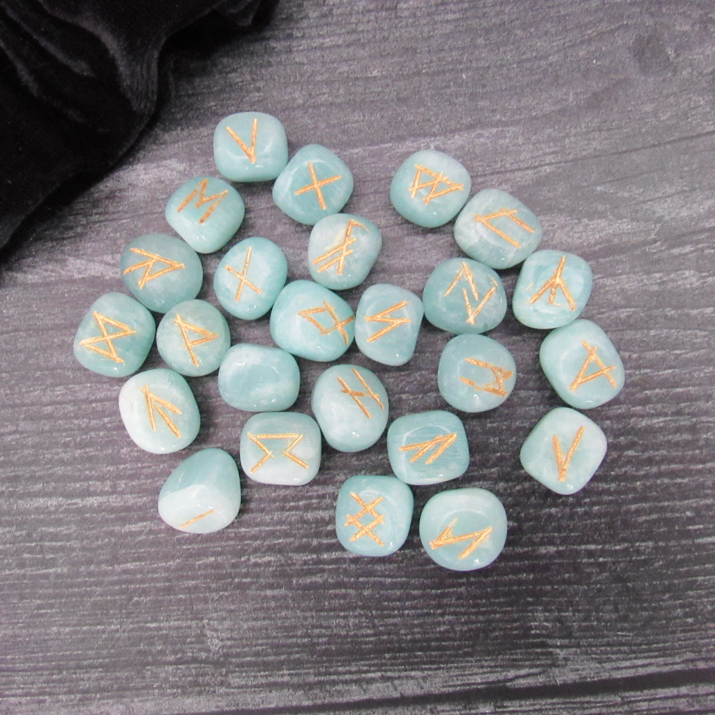 Amazonite Rune Set