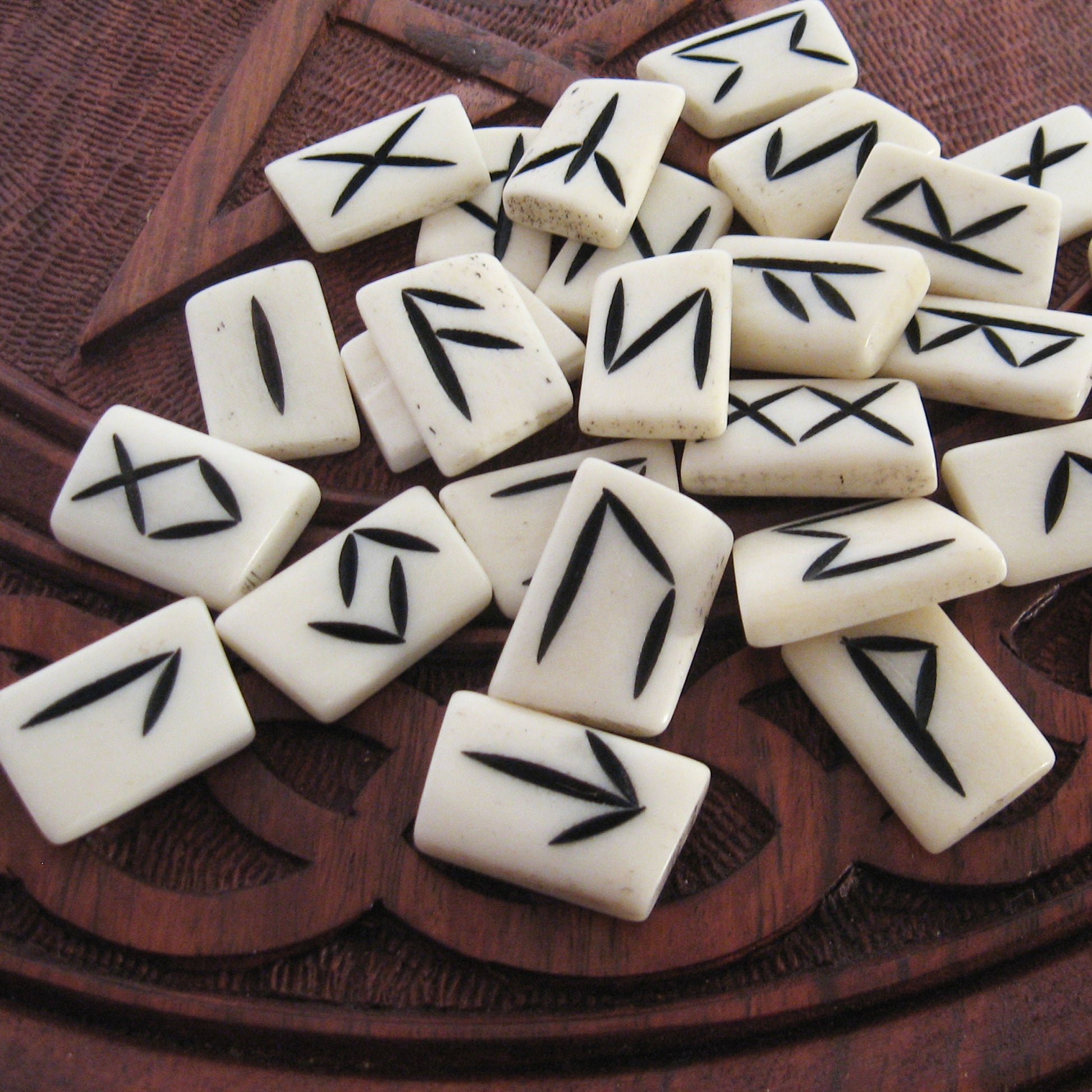 White Bone Rune Set